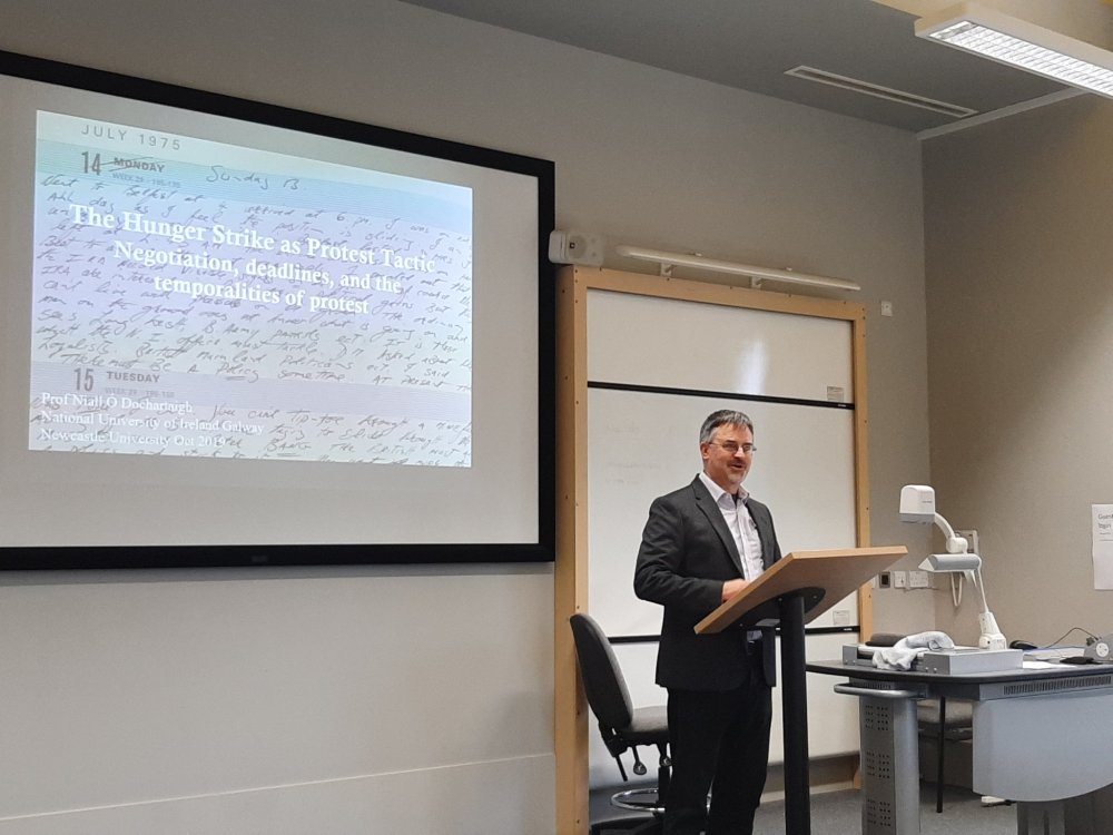 Niall Ó Dochartaigh opens the workshop with his keynote on the temporalities of protest